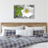 Witte strandroos wilde bloem canvas afdruk (Insitu (Slaapkamer))