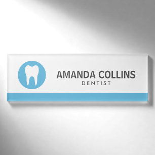 Witte tand logo blauw tandarts of tandheelkundige naambadge