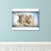 Witte tijgers canvas afdruk (Insitu (Houten vloer))