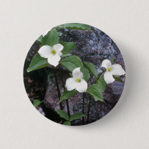 witte trilliumbloemen ronde button 5,7 cm