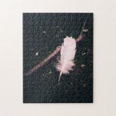 Witte Veer en Twig op Wandelpad Legpuzzel (Verticaal)
