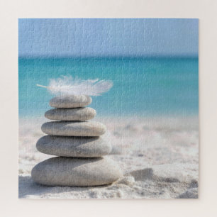 Witte Veer op een Strandstenen Cairn Legpuzzel