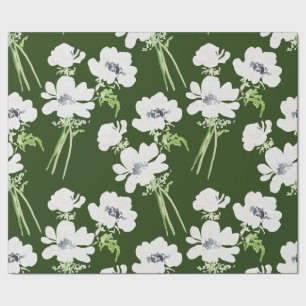 Witte waterverf anemonbloemen op groen cadeaupapier