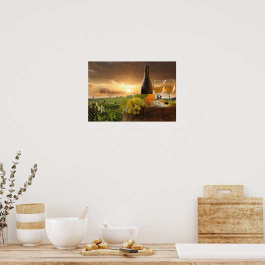 witte wijn met vat op wijngaarden in Chianti Poster (Keuken)