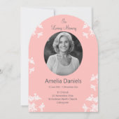 Witte wilde bloem in liefdevolle herinnering begra kaart (Voorkant)