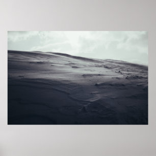 WITTE ZAND ONDER WITTE KLEUREN TIJDENS DAG POSTER
