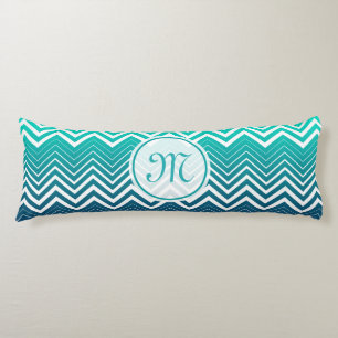Witte zigzag Chevron en blauwe groene achtergrond Lichaamskussen