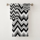 Witte zwarte en grijze chevron-patroon bad handdoek (Insitu)