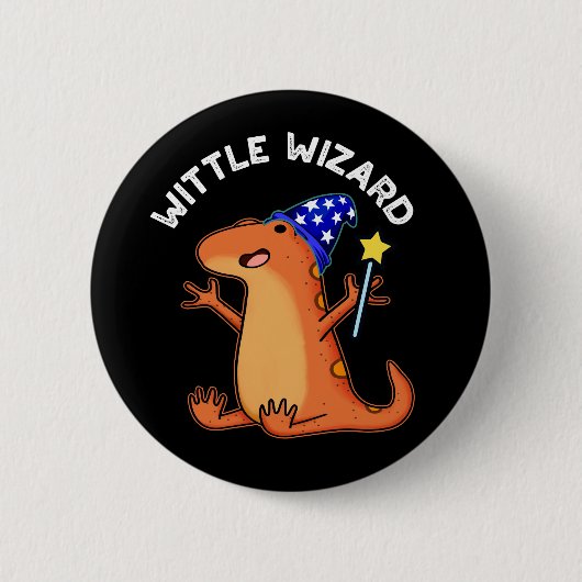 Wittle Wizard Funny Lizard Pun Dark BG Ronde Button 5,7 Cm (Voorkant)