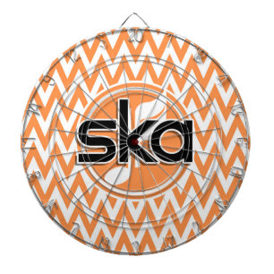wka; Oranje en witte Chevron Dartbord