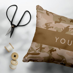 Woestijncamouflagepatroon, jouw naam, personalisee accent kussen