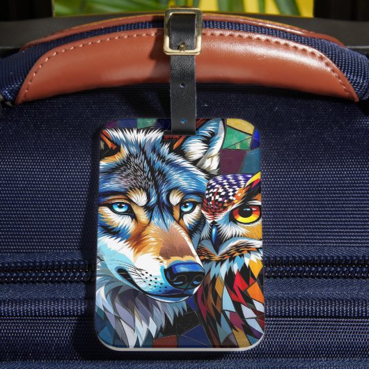 Wolf and Owl Vibrant and Colorful Bagagelabel (Voorkant Insitu 2)