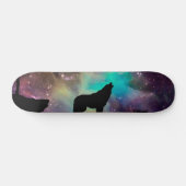 Wolf die naar het universum kijkt skateboard (Horizontaal)