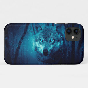 Wolf gezicht in donker fantasiebos iPhone 11 hoesje