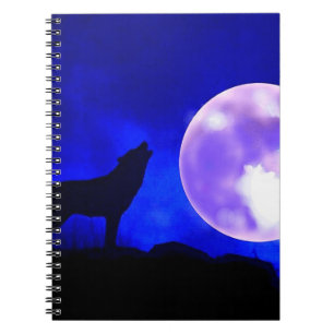 Wolf Howing à la Lune dans le Carnet de nuit bleu