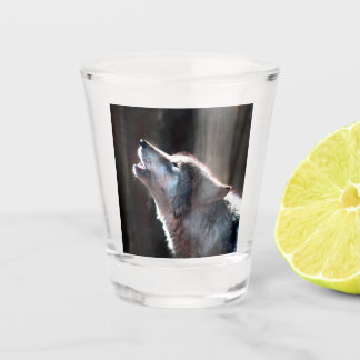 Wolf Howling Lone Wolf Shot Glas