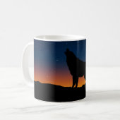 Wolf Howling Silhouette à Sunset Coffee Mug (Devant gauche)
