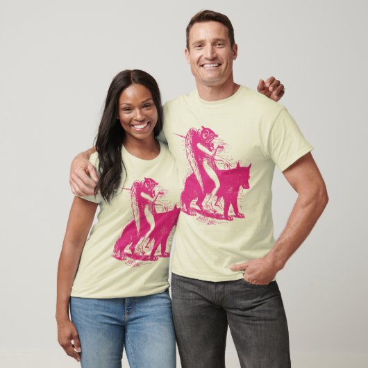 wolf in magenta t-shirt (Unisex)