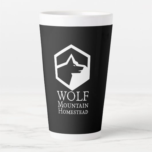Wolf Mountain Homestead Latte Mok (Voorkant)