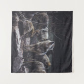 WOLF VERPAKKING OP ROCK FORMATIE WANDKLEED (Voorkant (horizontaal))