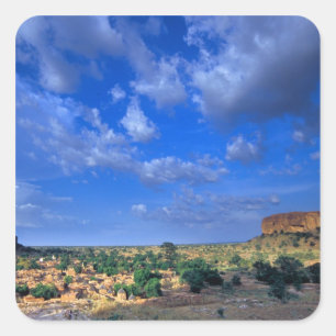 Wolken die over de lucht vegen boven de vierkante sticker