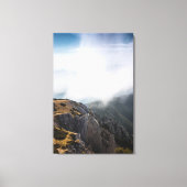 Wolken over bergen canvas afdruk (Voorkant)