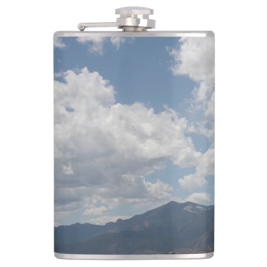 Wolken over de Rocky Mountains Heupfles (Voorkant)