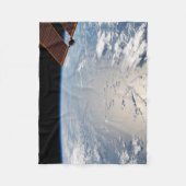 Wolkenformaties rond zonneschijn voor de Stille Oc Fleece Deken (Voorkant)