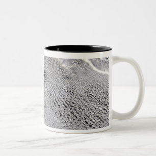 Wolkenvorken op Jan Mayen Island Tweekleurige Koffiemok