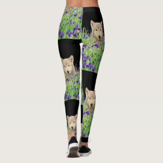 Wolvenwelp in paarse bloemen leggings