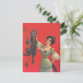 Woman Catching Krampus Briefkaart (Staand voorkant)