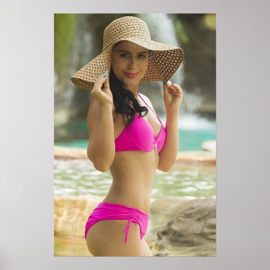Woman In A Pink Bikini Poster (Voorkant)
