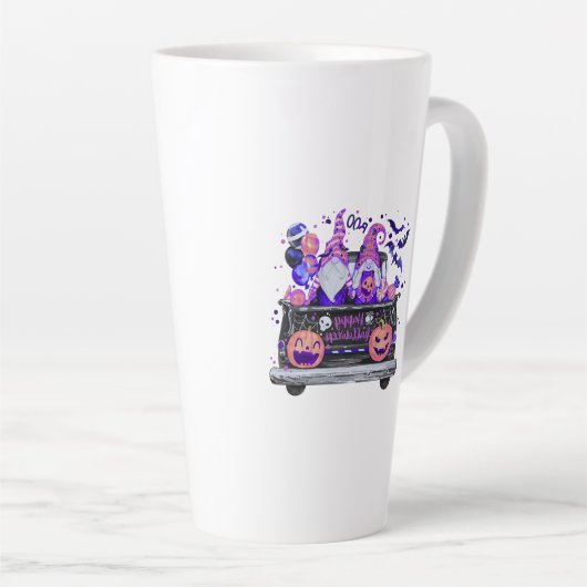 Woman in Halloween Gnomes Pickup Latte Mok (Rechterhoek)