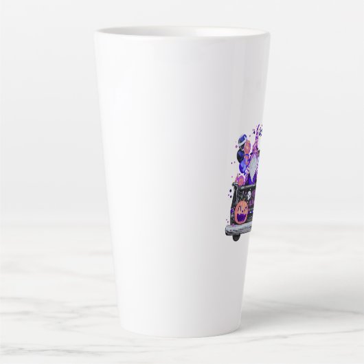 Woman in Halloween Gnomes Pickup Latte Mok (Voorkant)