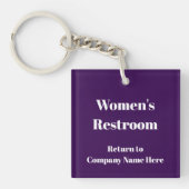 Women's Restroom Terug naar Bedrijfsnaam DK Paarse Sleutelhanger (voorkant)