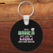 Womens Totally Proud Baker Like Mom Who’s Even Mor Sleutelhanger (Voorkant)