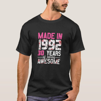 Womens Vintage Birthday Gifts Made In 1992 30 Year T-shirt