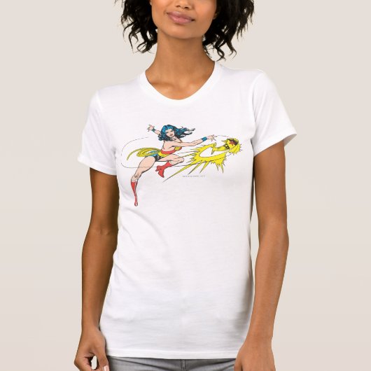 Wonder WomanThrows Crown T-shirt (Voorkant)