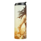 Wondervrouw op zonsondergang thermosbeker (Gedraaid links)