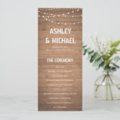 Wood Grain et lampes à cordes Programme de mariage (Debout devant)