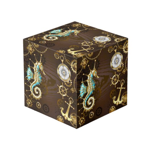 Wooden Background with Mechanical Seahorse Kubus (Voorkant hoekig)