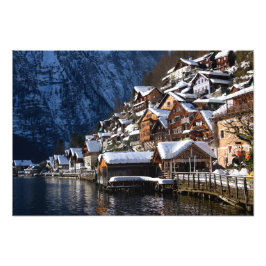 Wooden lakeside houses in Hallstatt, Oostenrijk Foto Afdruk