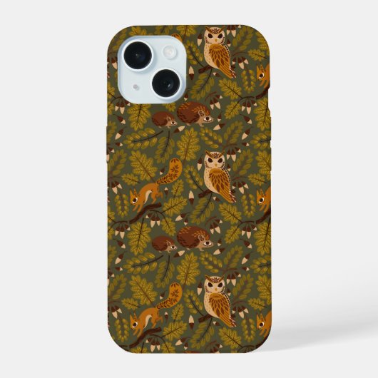 Woodland Creatures and Leaves Pattern iPhone 15 Hoesje (Achterkant)