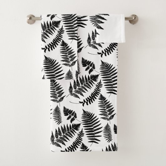Woodland Fern Pattern, Black and White Bad Handdoek (Insitu)