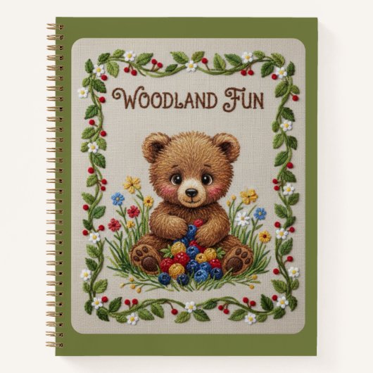 Woodland Fun Embroidered Bear & Berries Journal (Devant)
