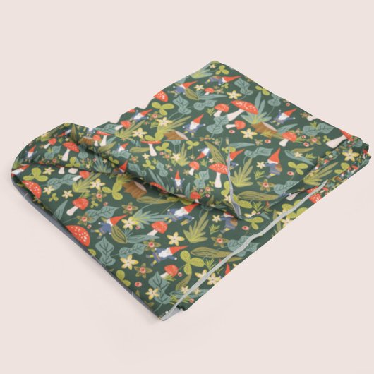 Woodland Gnomes & Mushrooms Fleece Deken
