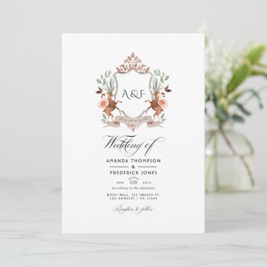Woodland Laurel Crest Monogram QR Code Weddenschap Kaart (Staand voorkant)