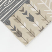 Woodland Patchwork Blanket in Tan en Grey Fleece Deken (Hoek)