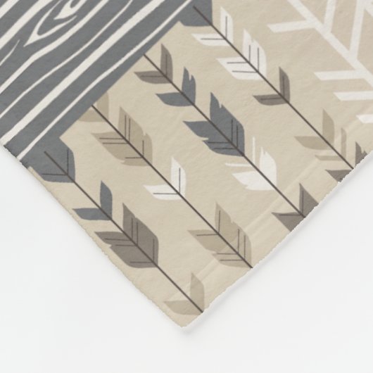 Woodland Patchwork Blanket in Tan en Grey Fleece Deken (Hoek)