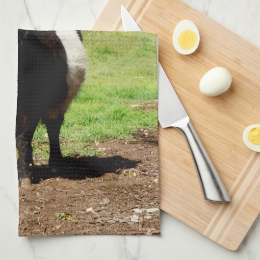 Wooly Black en White Galloway Koe Theedoek (Quarter Fold)